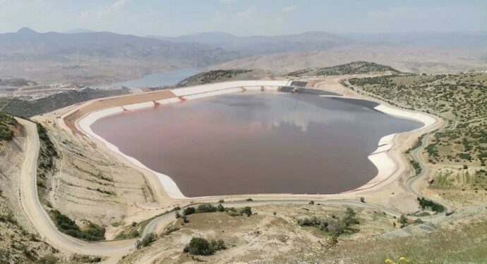 Siyanür Havuzları Doğayı Kirletiyor