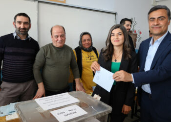 Van İl Seçim Kurulu, mahkemeden Zeydan’ın dosyasını istedi