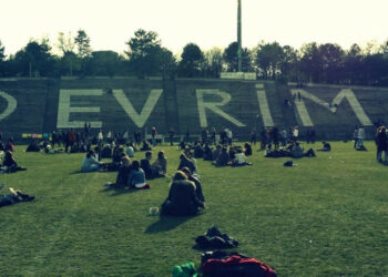 ODTÜ öğrencileri Devrim sahnesini geri almak için mücadeleye çağırıyor