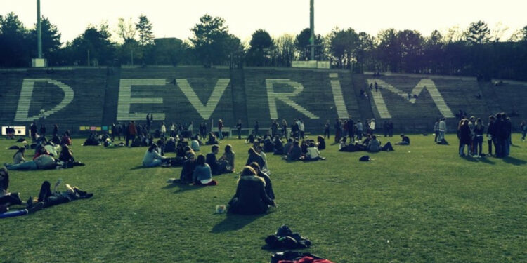 ODTÜ öğrencileri Devrim sahnesini geri almak için mücadeleye çağırıyor