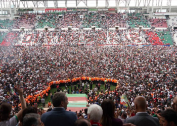 Şampiyonluk kutlamaları sürüyor