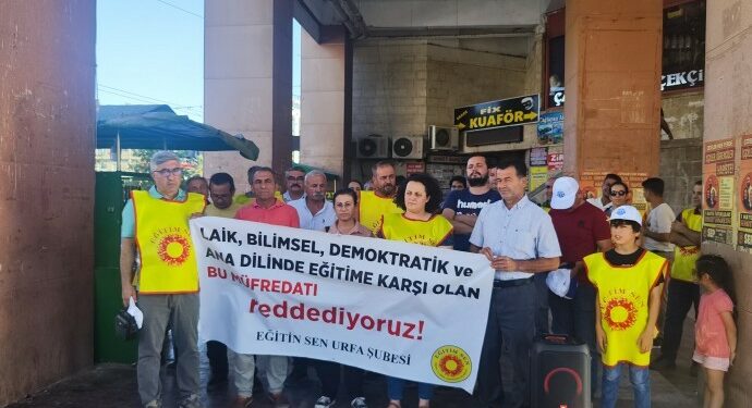 YENİ EĞİTİM MÜFREDATI BOYKOT EDİLİYOR !