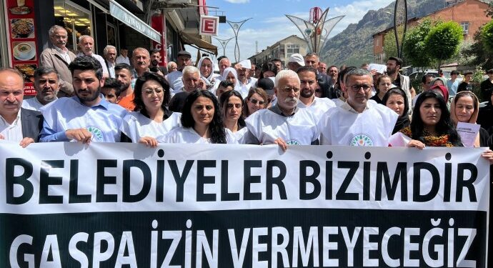 ”DEMOKRASİ YÜRÜYÜŞÜ” BAŞLADI