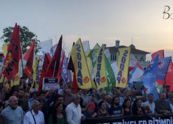 KADIKÖY’DE  KAYYUM PROTESTO EDİLDİ