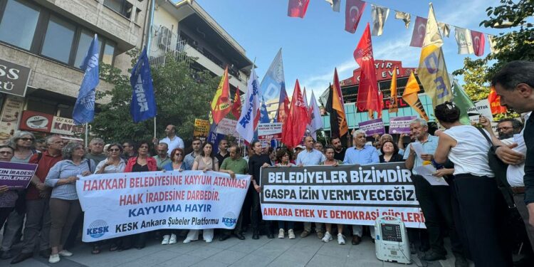 ANKARA’ DA HALK ”BELEDİYELER BİZİMDİR” DEDİ !