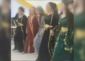 Halay Çeken Genç Kadınlar Gözaltına Alındı !