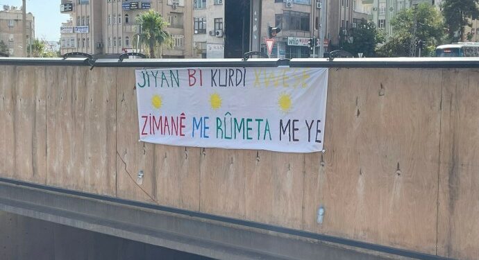 Gençlerden Kültürel Saldırılara Karşı Tepki