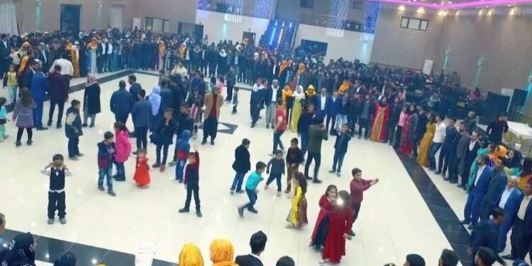 Kürtçe Şarkı Söylendiği İçin İstanbul’da Bir Düğün Basıldı