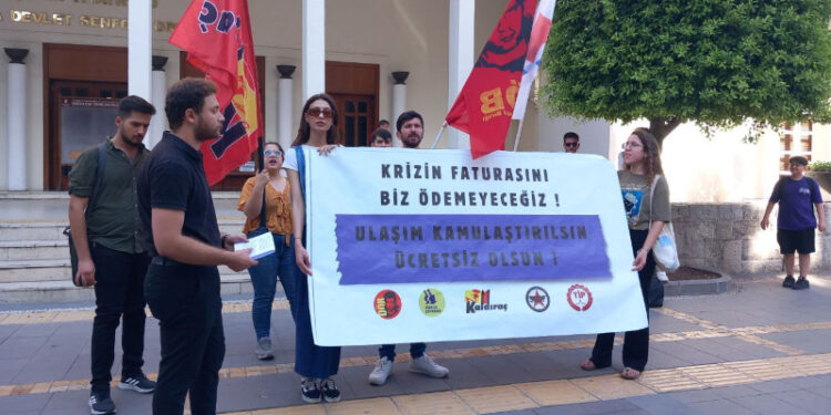 Gençlik Örgütlerinden ‘Ücretsiz Ulaşım’ Eylemi