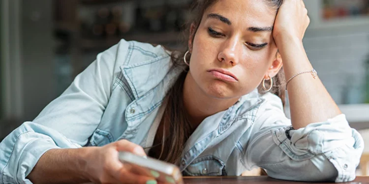 Can Sıkıntısından Sanal Medyada Video Kaydırmak Daha Çok Can Sıkıntısına Neden Oluyor !