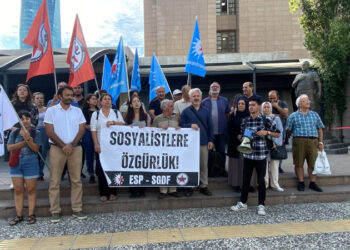 Adliye Önünde Gençlere Özgürlük İstendi
