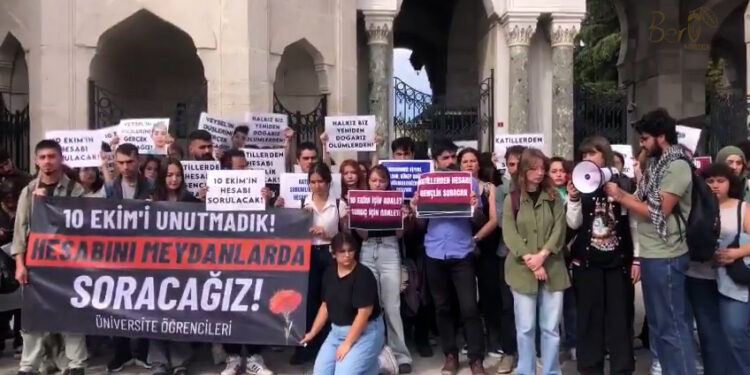 Üniversite Öğrencileri 10 Ekim Katliamını Protesto Etti !