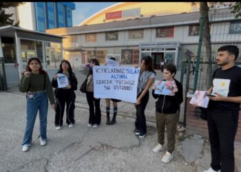 KYK Yurtlarının Kötü Koşulları Protesto Edildi !