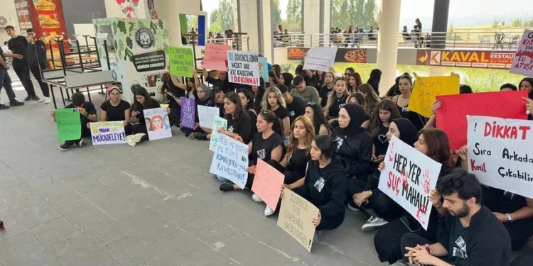 Dicle ve Munzur Öğrencilerinden Eylem