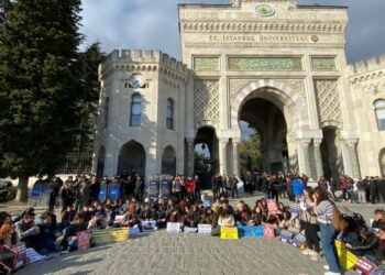 “YÖK’e ve Saraya Karşı Mücadeleyi Büyütelim”