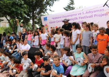 Komir’de Çocuk Ve Gençlik Festivali