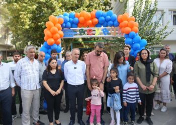 Kayyıma Tepki Gösteren Eğitmenler İstifa Etti
