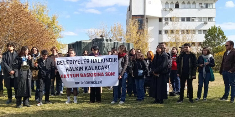 ODTÜ Öğrencilerinden Kayyuma Karşı Eylem