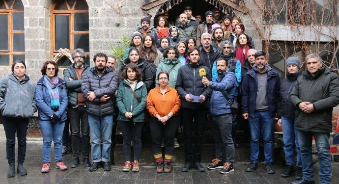 Sanatçılardan Rojava’ya Destek