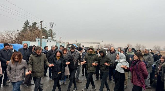 Kobanê Sınırında Nöbet Eylemi Başlatıldı
