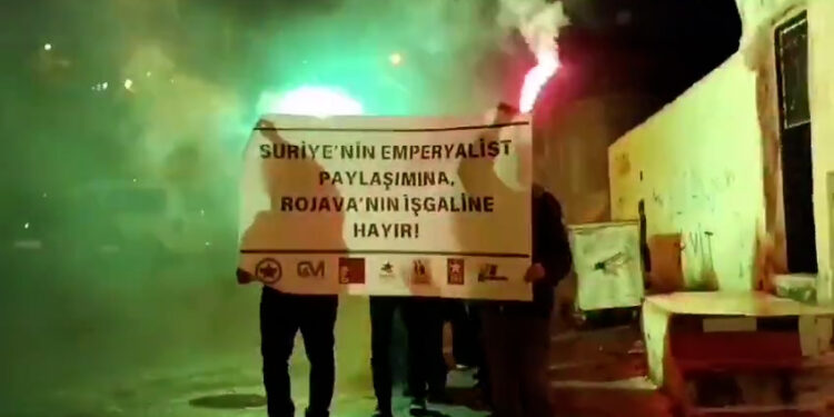 Devrimci Gençlerden Rojava ile Dayanışma Yürüyüşü