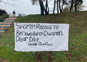 Gençlik Örgütlerinden Rojava İçin Pankartlı Eylemler