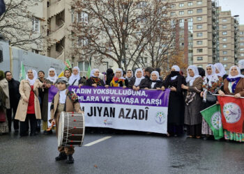 “Savaşa ve Yoksulluğa Karşı Binler Kartal’da Buluştu”