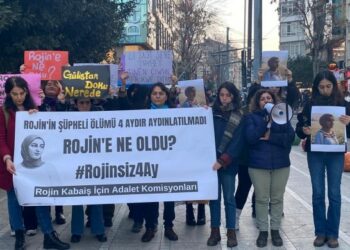 Genç Kadınlar Rojîn İçin Direnişi Büyütüyor