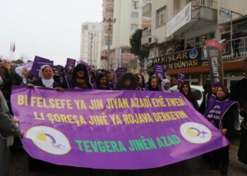 Kadınlardan Rojava’ya Destek Yürüyüşü