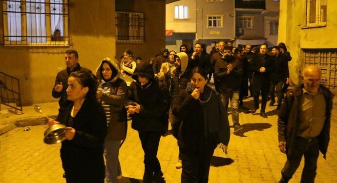 Sêrt Halkı Kayyıma Karşı Yürüdü