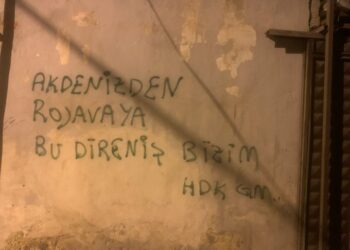 Gençler Rojava için Yazılama Çalışması Yaptı