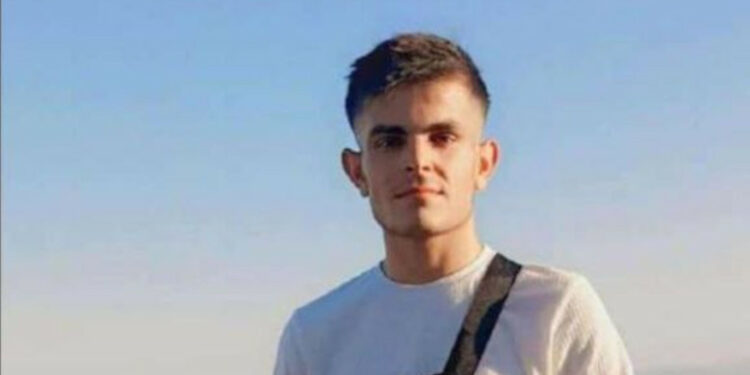 Üzerine Korkuluk Düşen Genç İşçi Hayatını Kaybetti