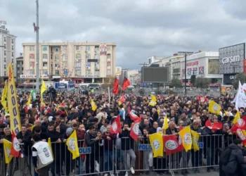 Binler Özgürlük Mitinginde Buluştu