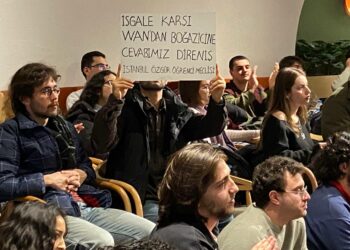 Öğrencilerden Rant Protestosu