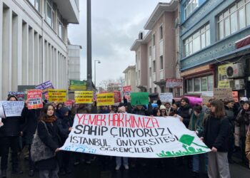 Öğrencilerden Zam Protestosu