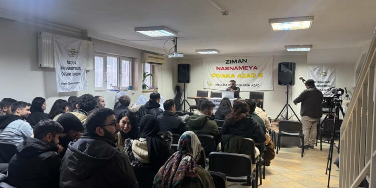 İstanbul’da ‘Anadilde Eğitim’ Paneli