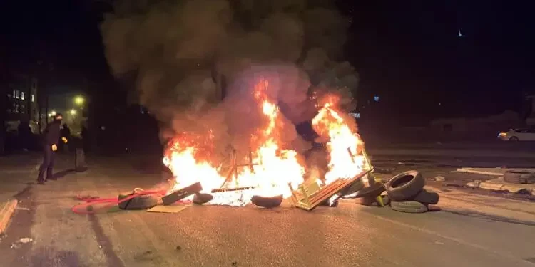 Gençler kayyım ve Komploya Karşı Eylemde