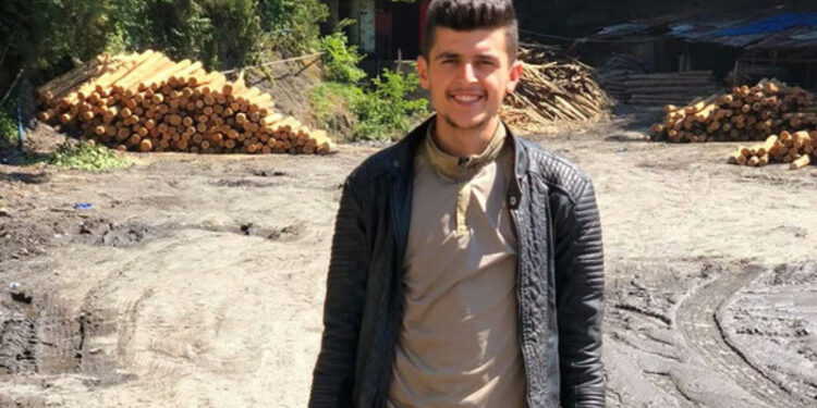 Göçük Altında Kalan Genç İşçi Hayatını Kaybetti