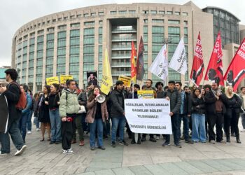 Duruşma Öncesi Öğrencilerden Açıklama