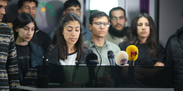 DEM Parti Gençlik Meclisi’nden Örgütlenme Kampanyası