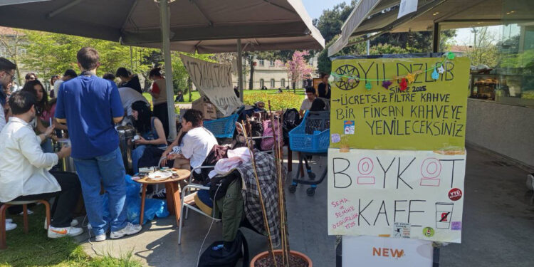 Öğrencilerin Boykot Eylemi Sürüyor