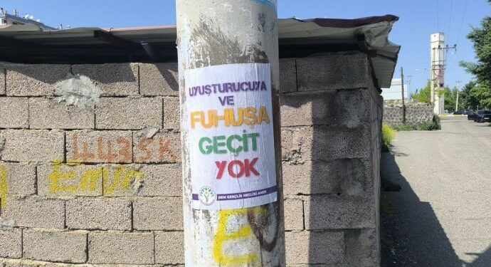 Gençlerden Uyuşturucuyla Mücadele Çalışması