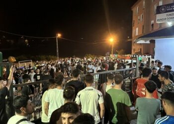 Dêrsım’de Öğrenciler Su Kesintisini Protesto Etti