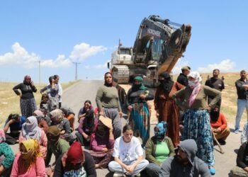 GES’e Karşı Çıkan Halk Kepçeleri Durdurdu