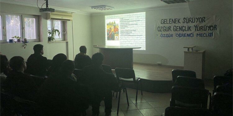 Öğrenciler Kenan Mak ve Şerzan Kurt’u Andı