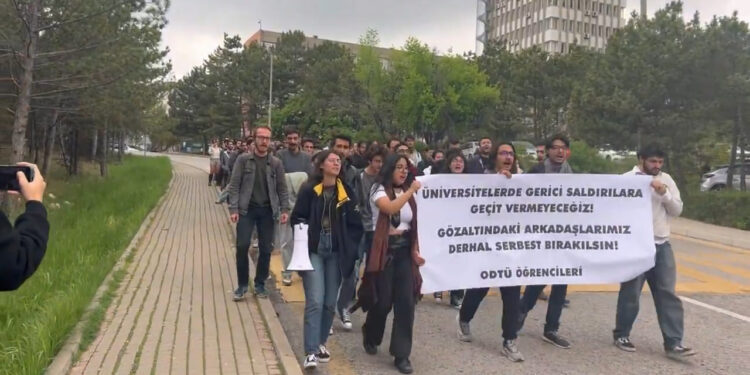 ODTÜ ve Hacettepe’den Boğaziçi’ye Destek