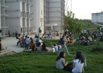 Yurtların Boşaltılmasına Öğrenciler Tepkili