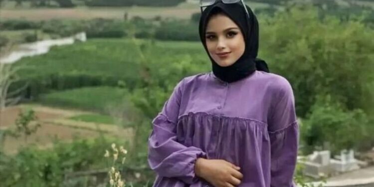 Amed’te 18 Yaşındaki Genç Kadın Katledildi