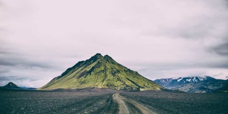”Oluşmak Özgürlüktür”