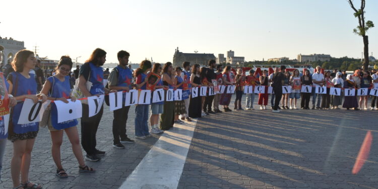 Gençlik Örgütleri Pirsûs için Adalet Zinciri Oluşturdu